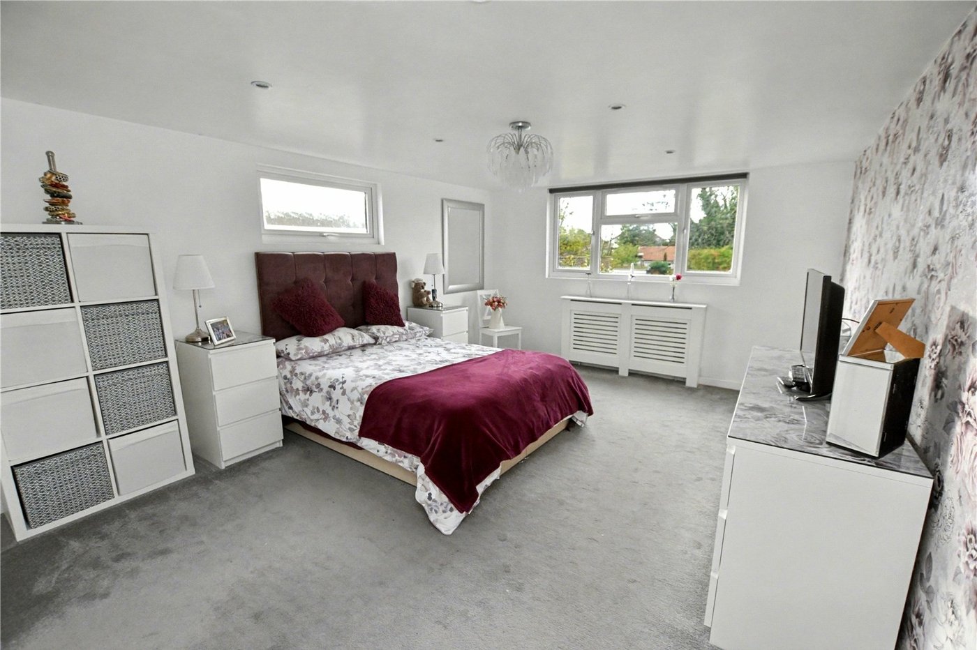 5 bedroom bungalow for sale in Bexleyheath | Robinson Jackson