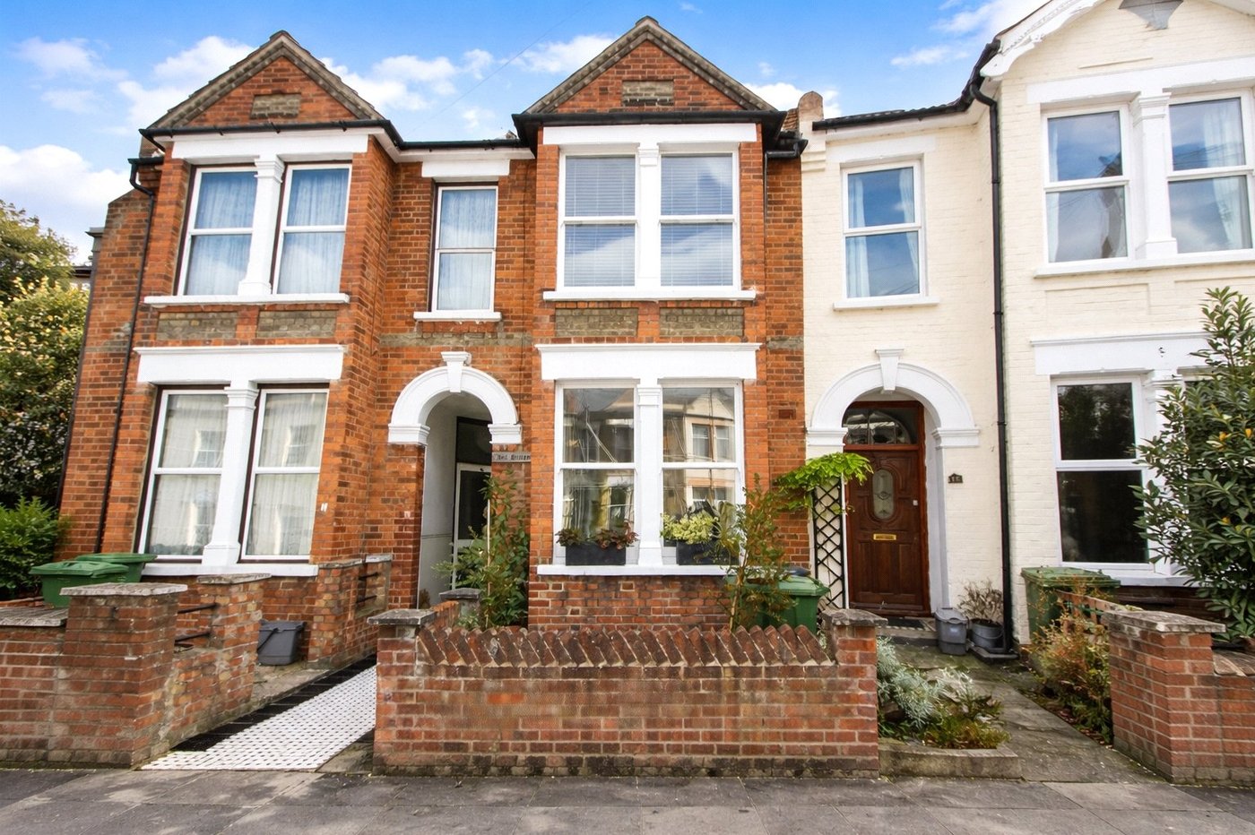 3 bedroom house for sale in Lewisham | Robinson Jackson