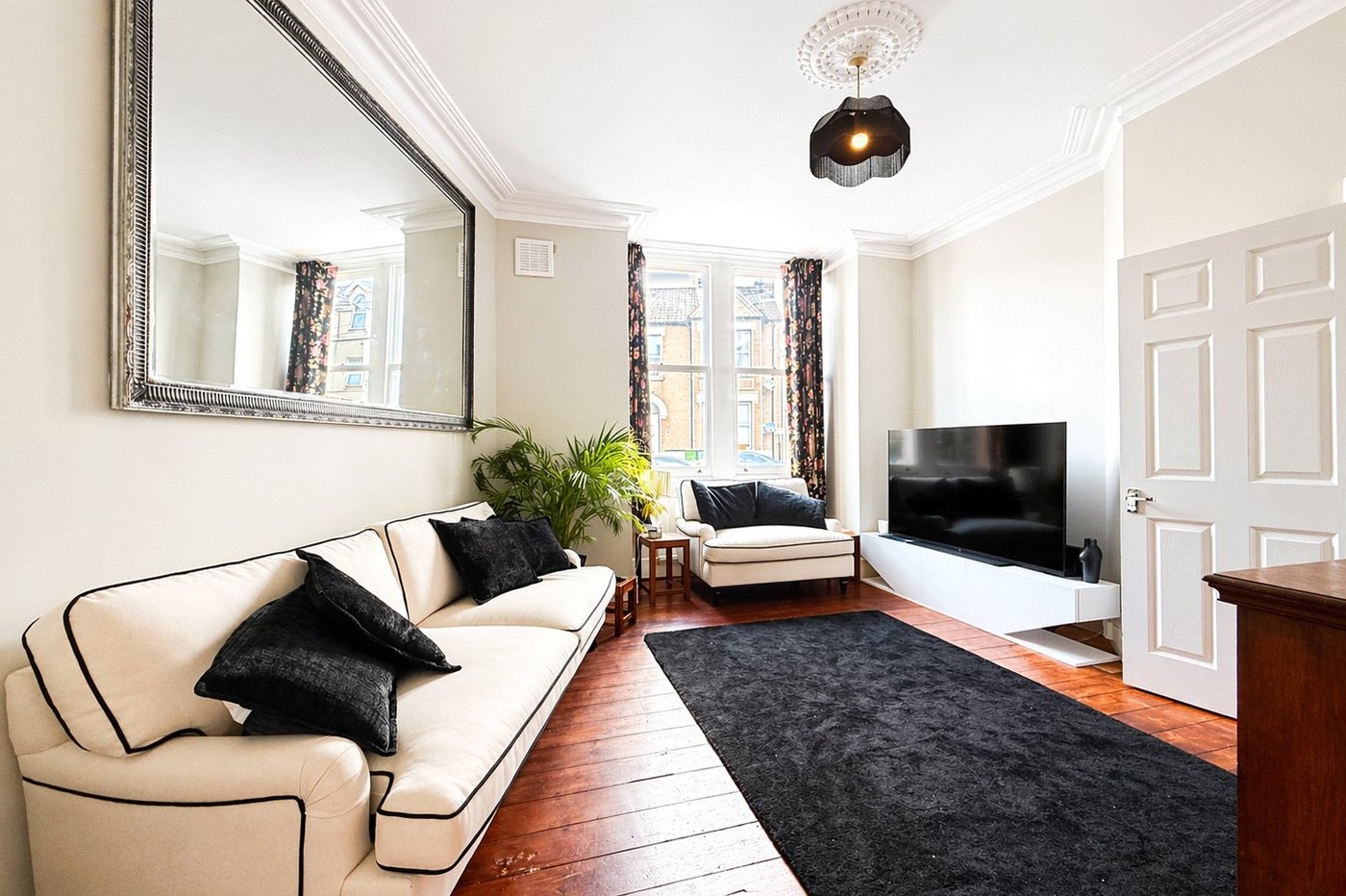 3 bedroom house for sale in Lewisham | Robinson Jackson