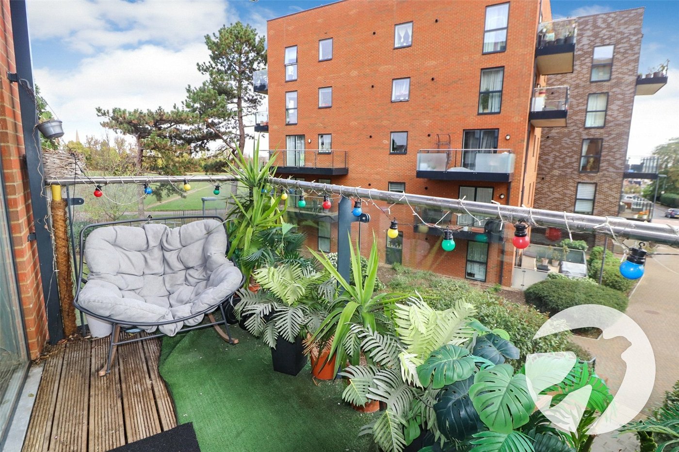 2 bedroom property for sale in Erith | Robinson Jackson