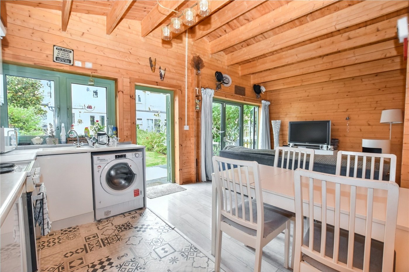 4 bedroom house for sale in Bexleyheath | Robinson Jackson