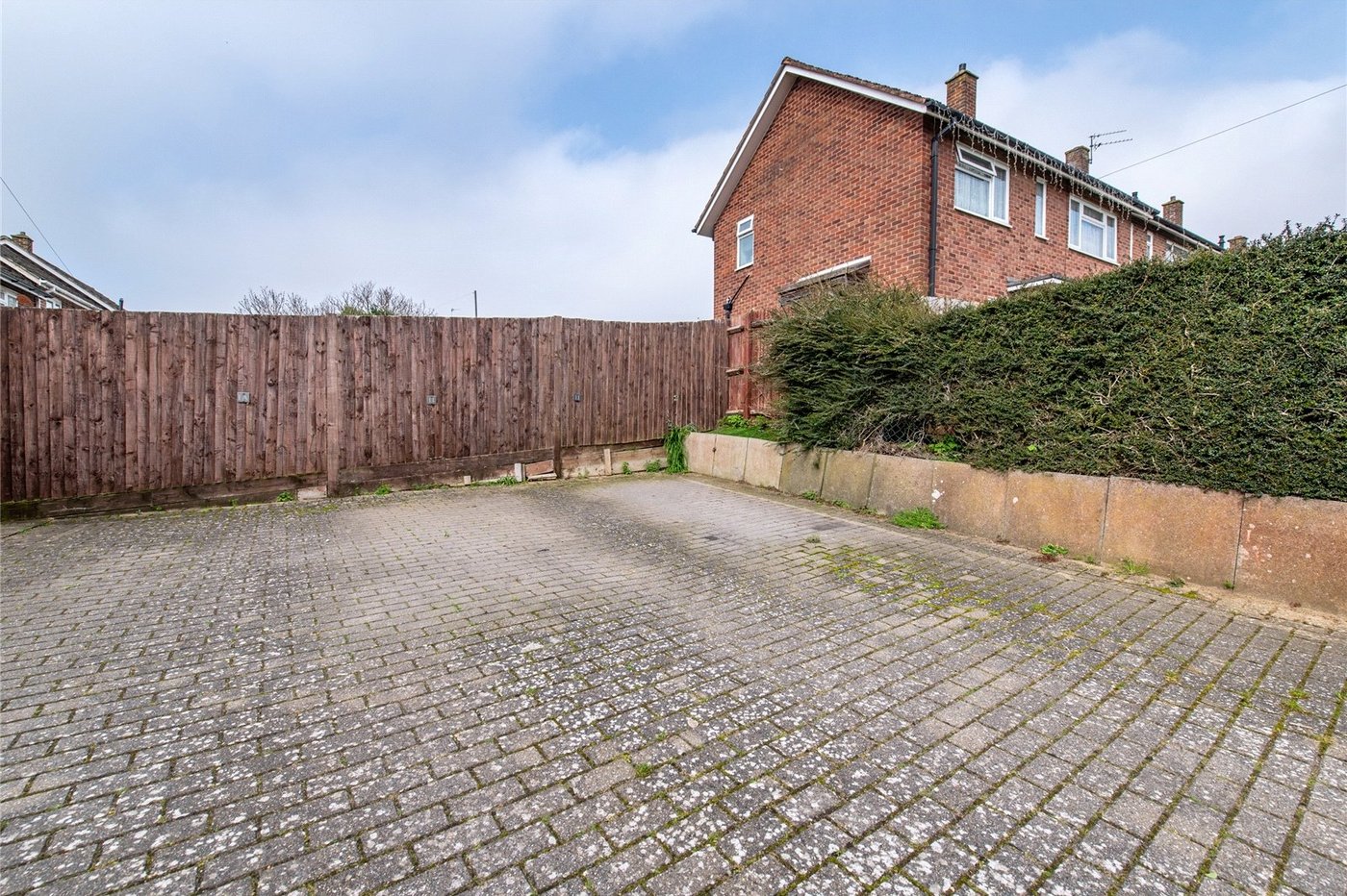 3 bedroom house for sale in East Malling | Robinson Michael & Jackson