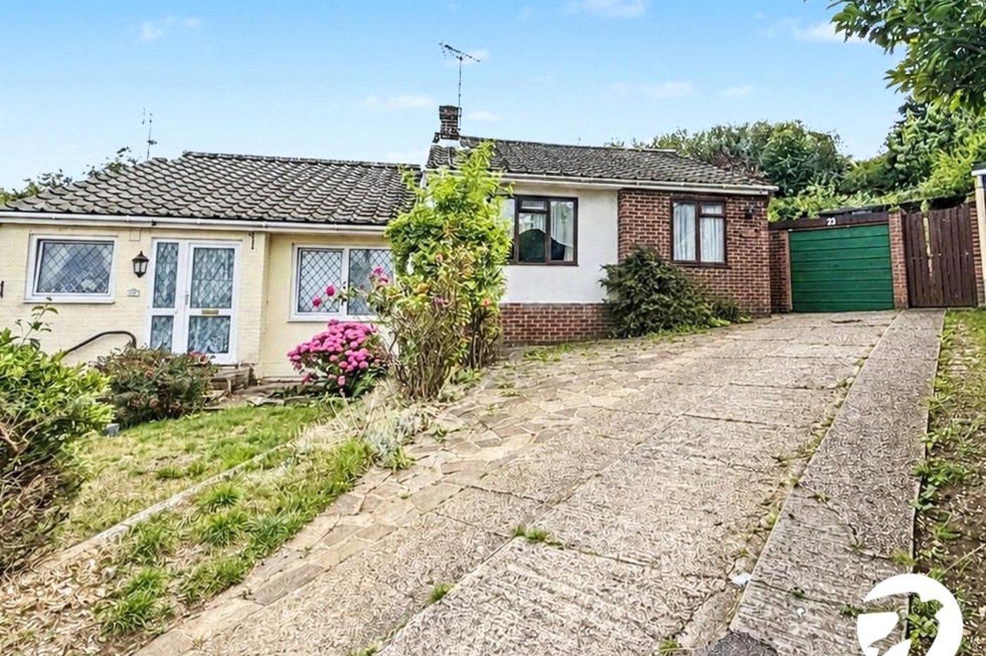 2 bedroom bungalow for sale in Chatham | Robinson Michael & Jackson