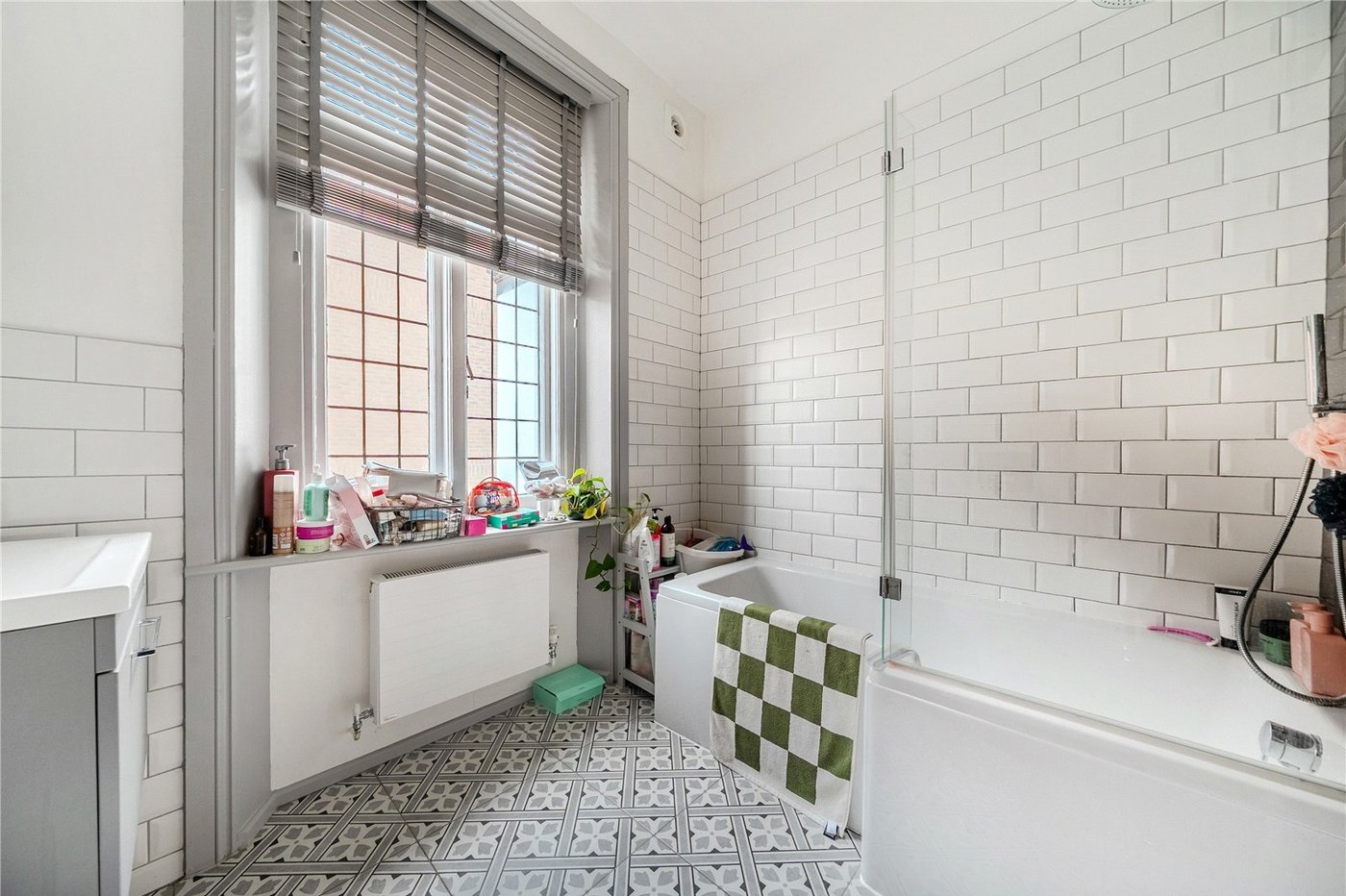 2 bedroom property for sale in Sydenham | Robinson Jackson