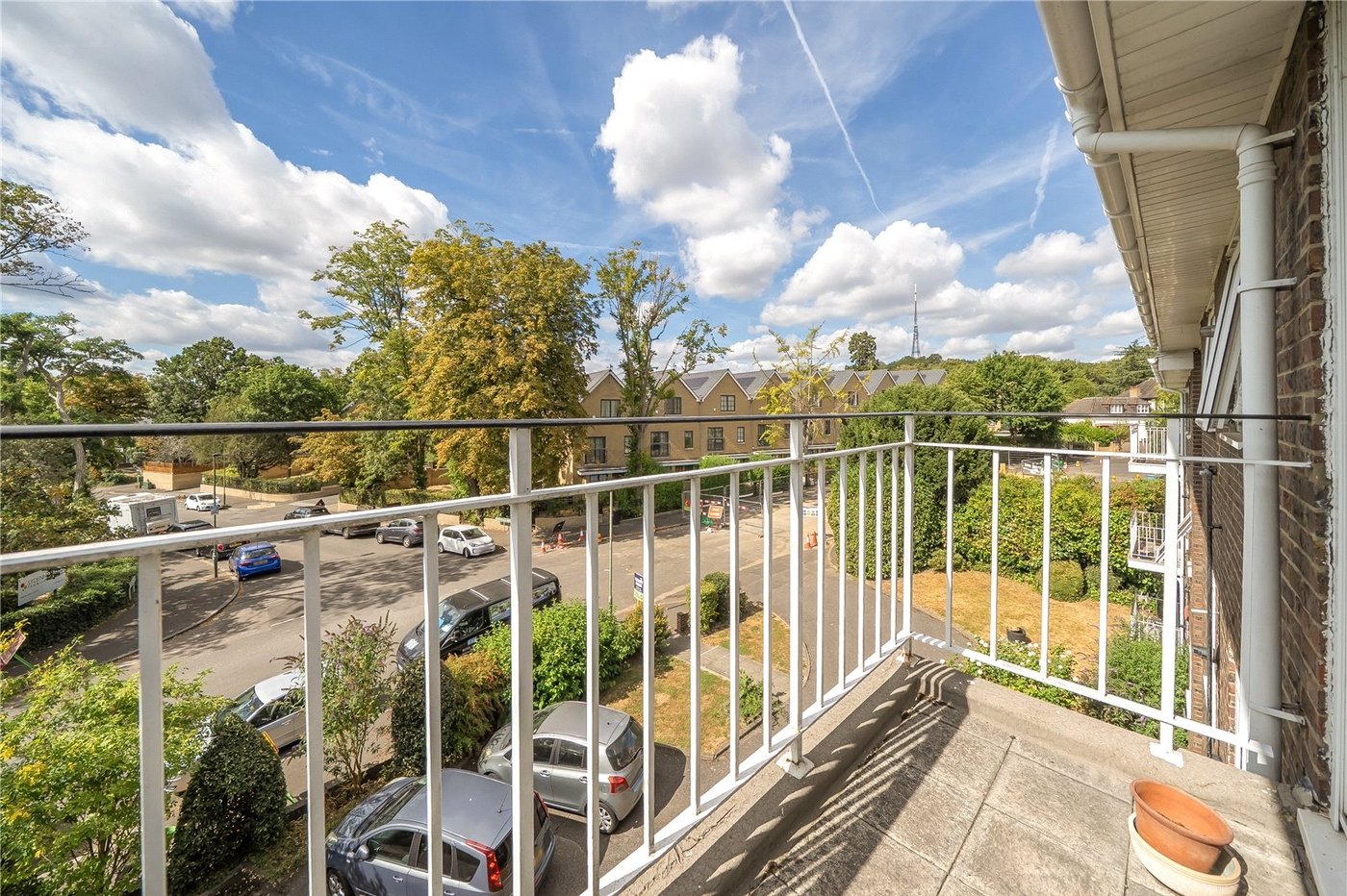 2 bedroom property for sale in Sydenham | Robinson Jackson