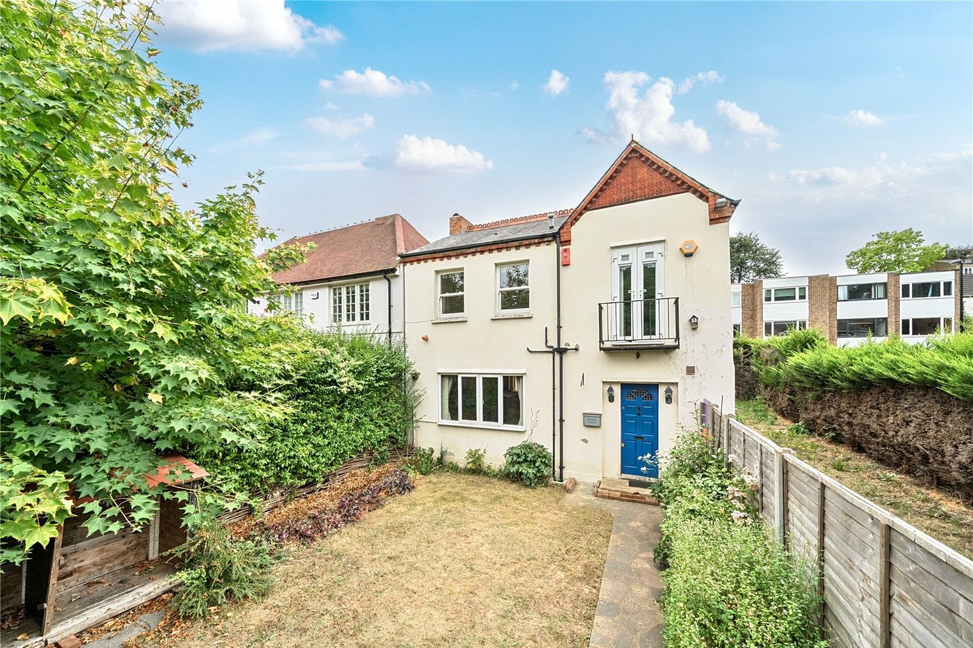 3 bedroom house for sale in London | Robinson Jackson