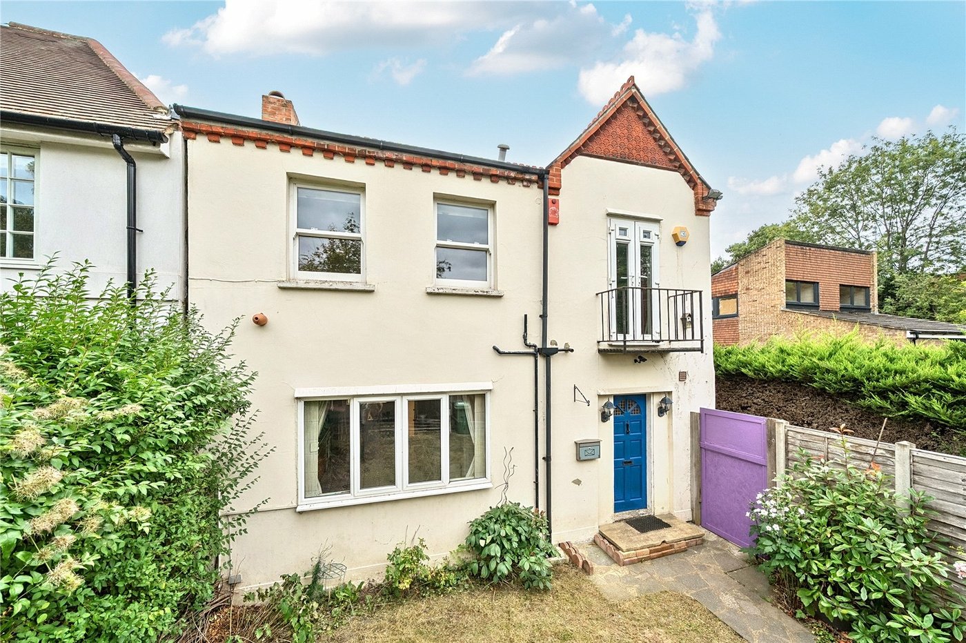 3 bedroom house for sale in London | Robinson Jackson