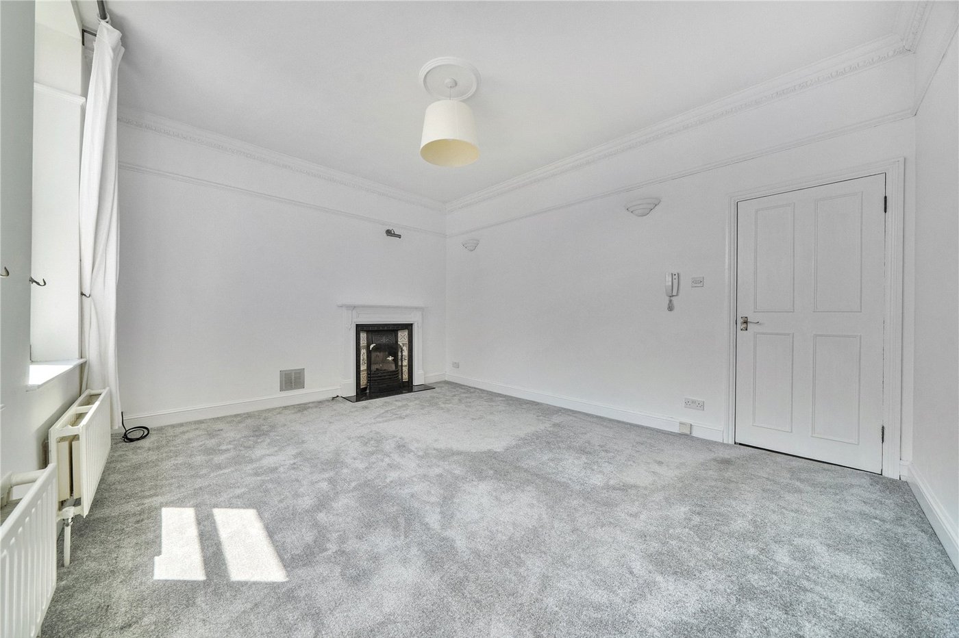 1 bedroom property for sale in Sydenham | Robinson Jackson