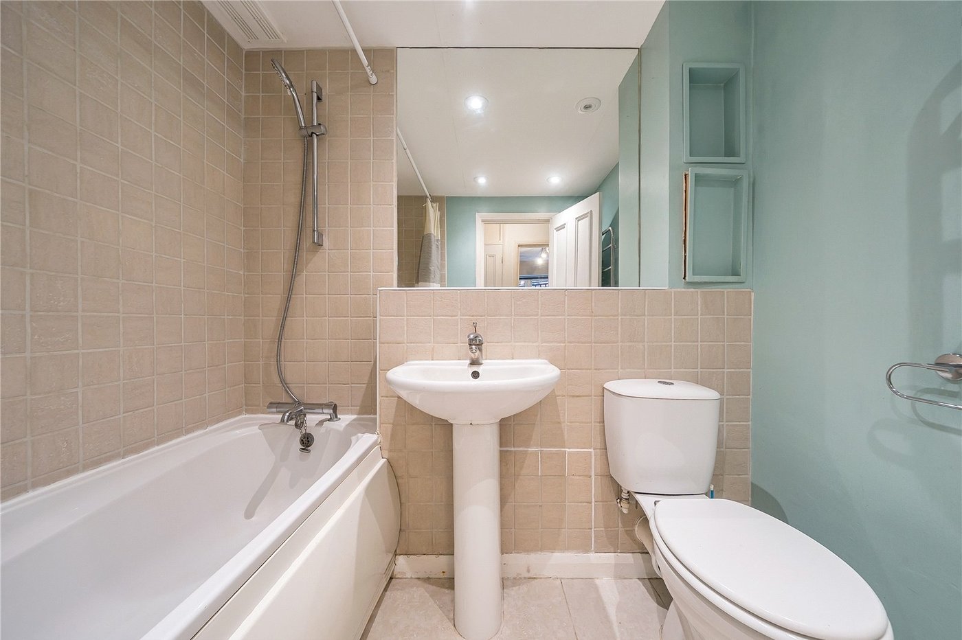 1 bedroom property for sale in Sydenham | Robinson Jackson