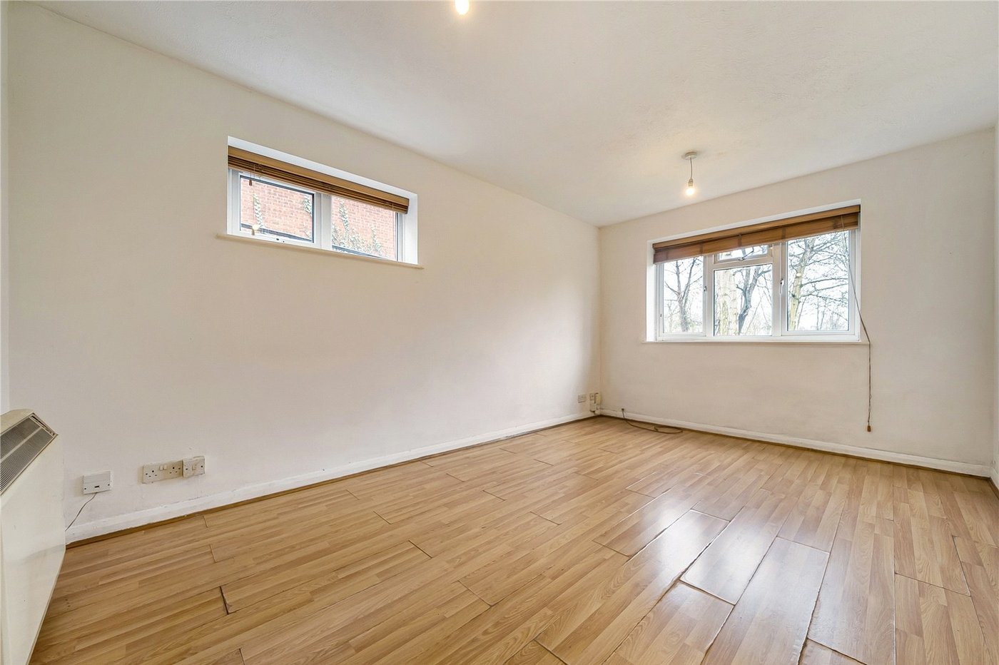 1 bedroom property for sale in Sydenham | Robinson Jackson