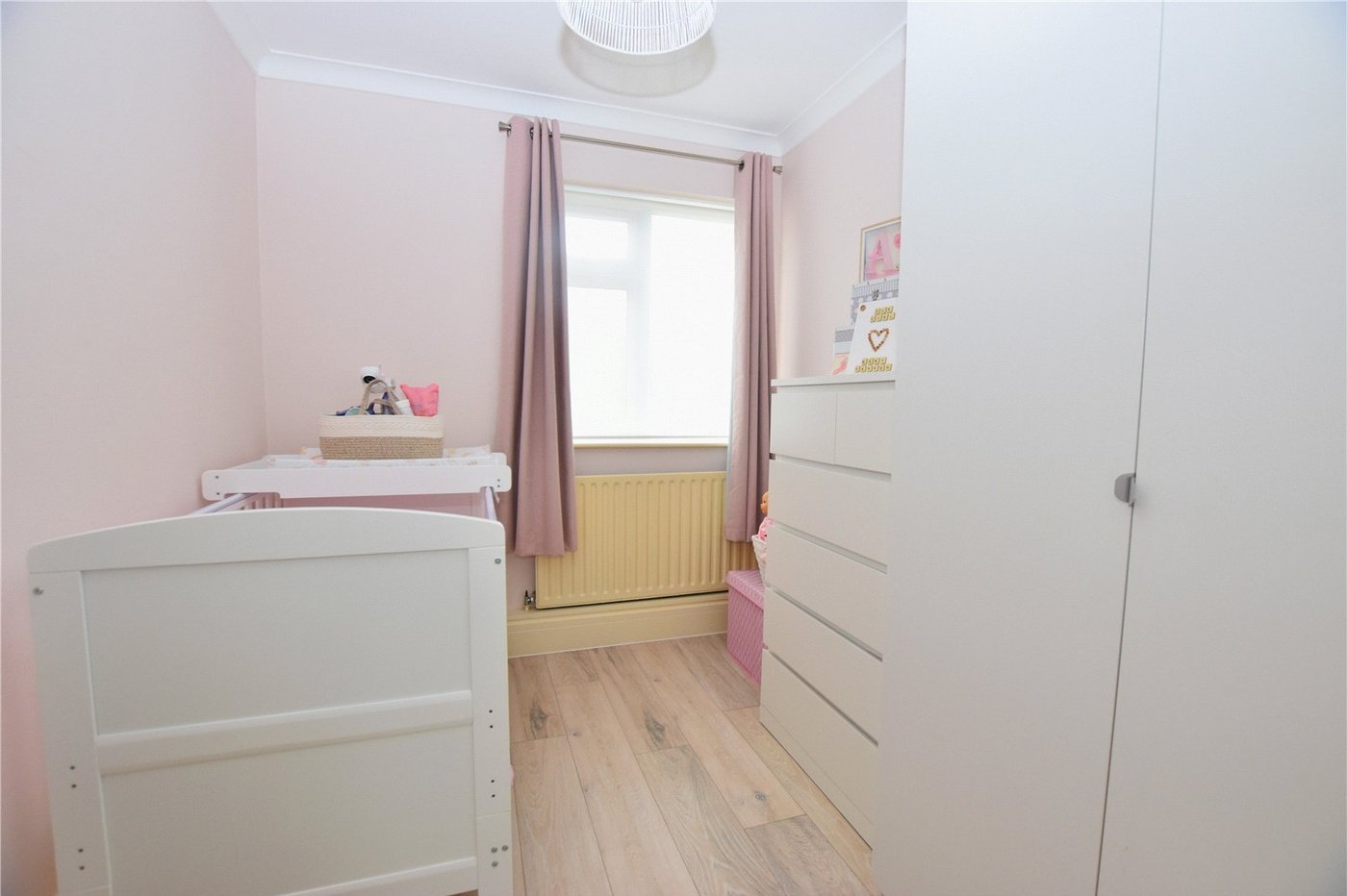 2 bedroom property for sale in Dartford | Robinson Jackson