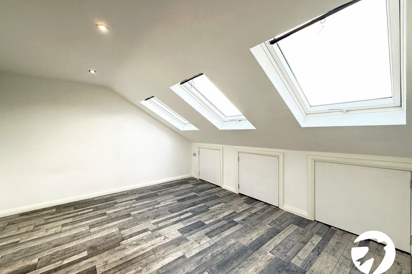 5 bedroom house for sale in London | Robinson Jackson