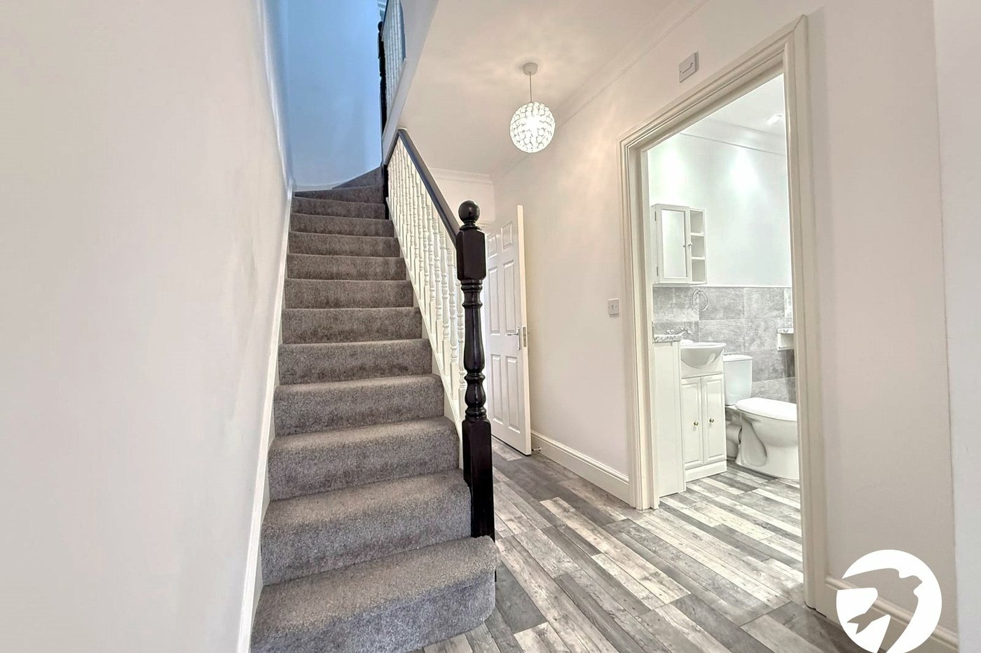 5 bedroom house for sale in London | Robinson Jackson