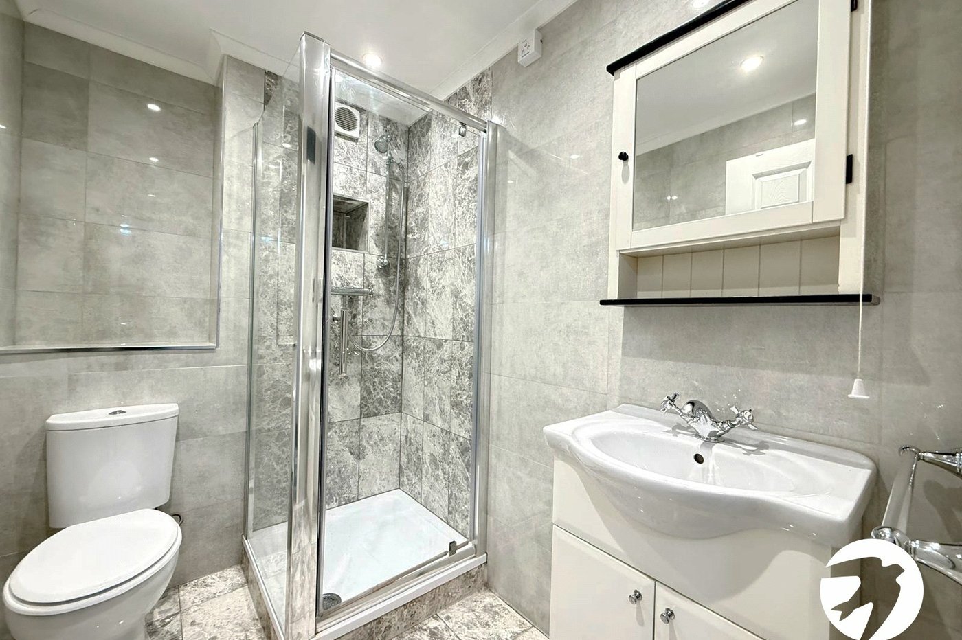 5 bedroom house for sale in London | Robinson Jackson