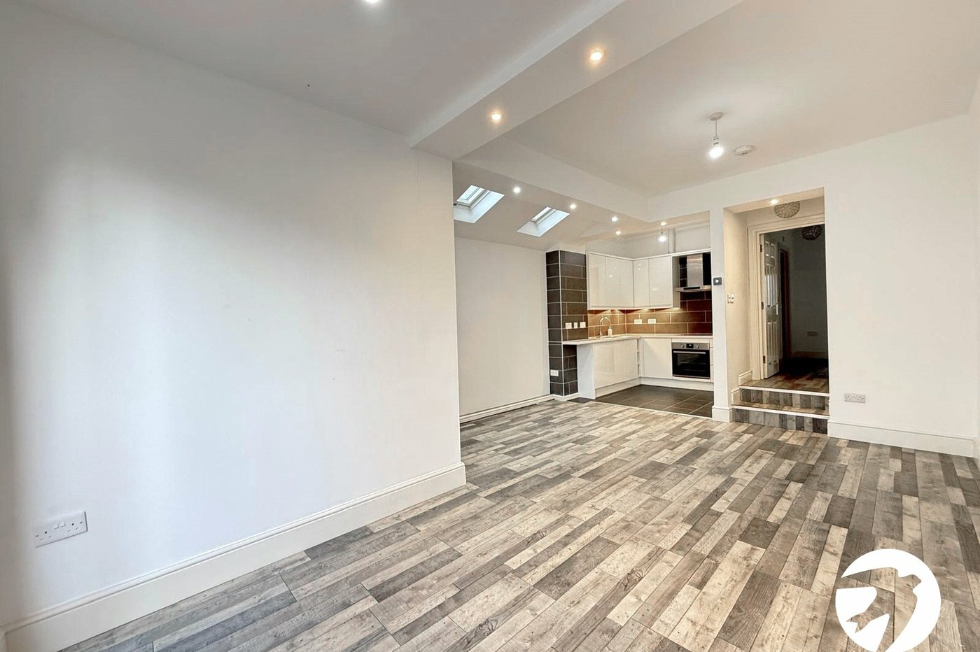 5 bedroom house for sale in London | Robinson Jackson