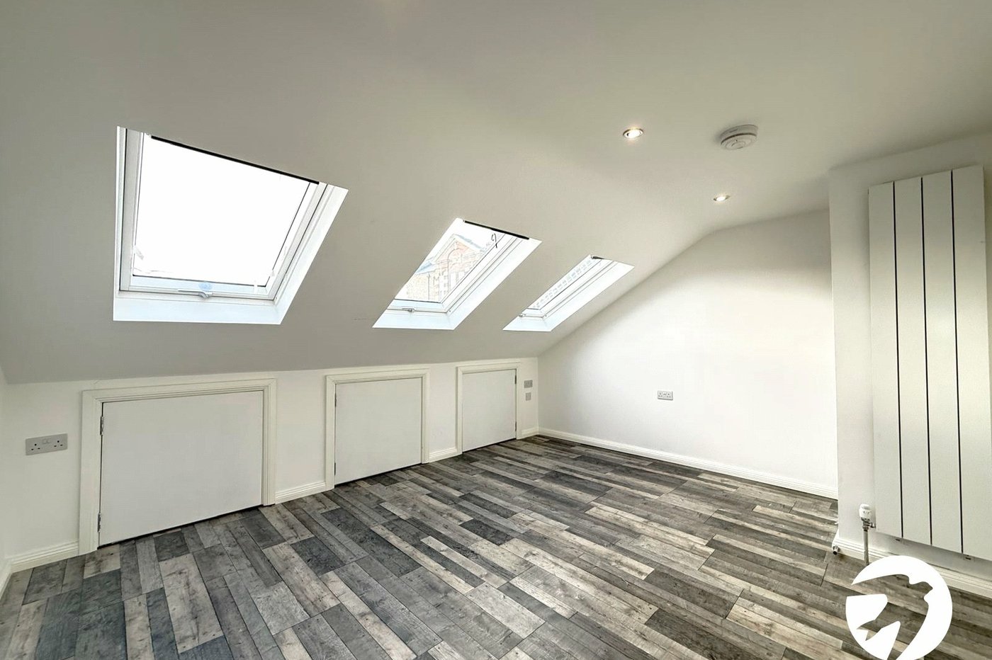 5 bedroom house for sale in London | Robinson Jackson