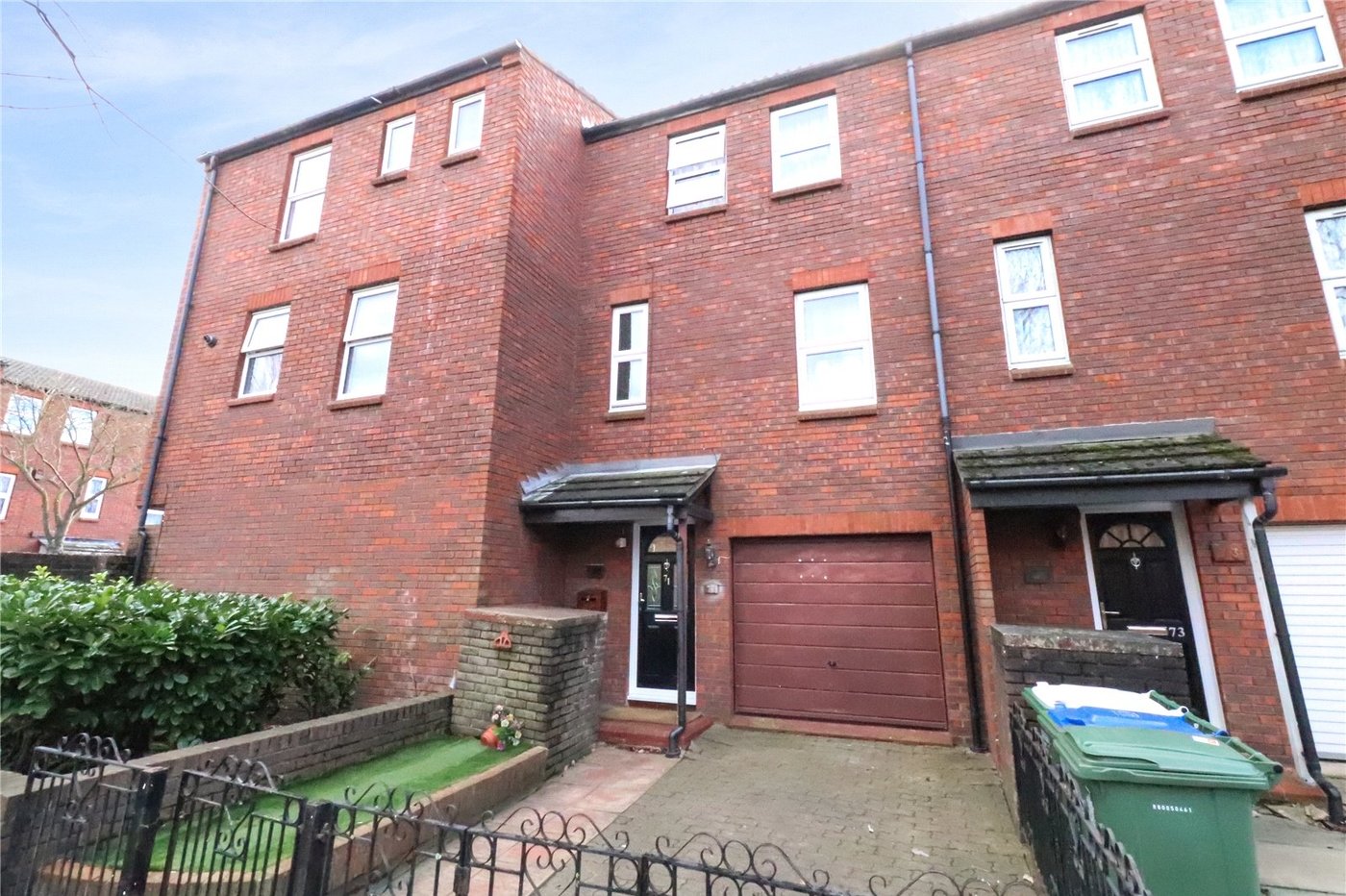 3 bedroom property for sale in Erith | Robinson Jackson