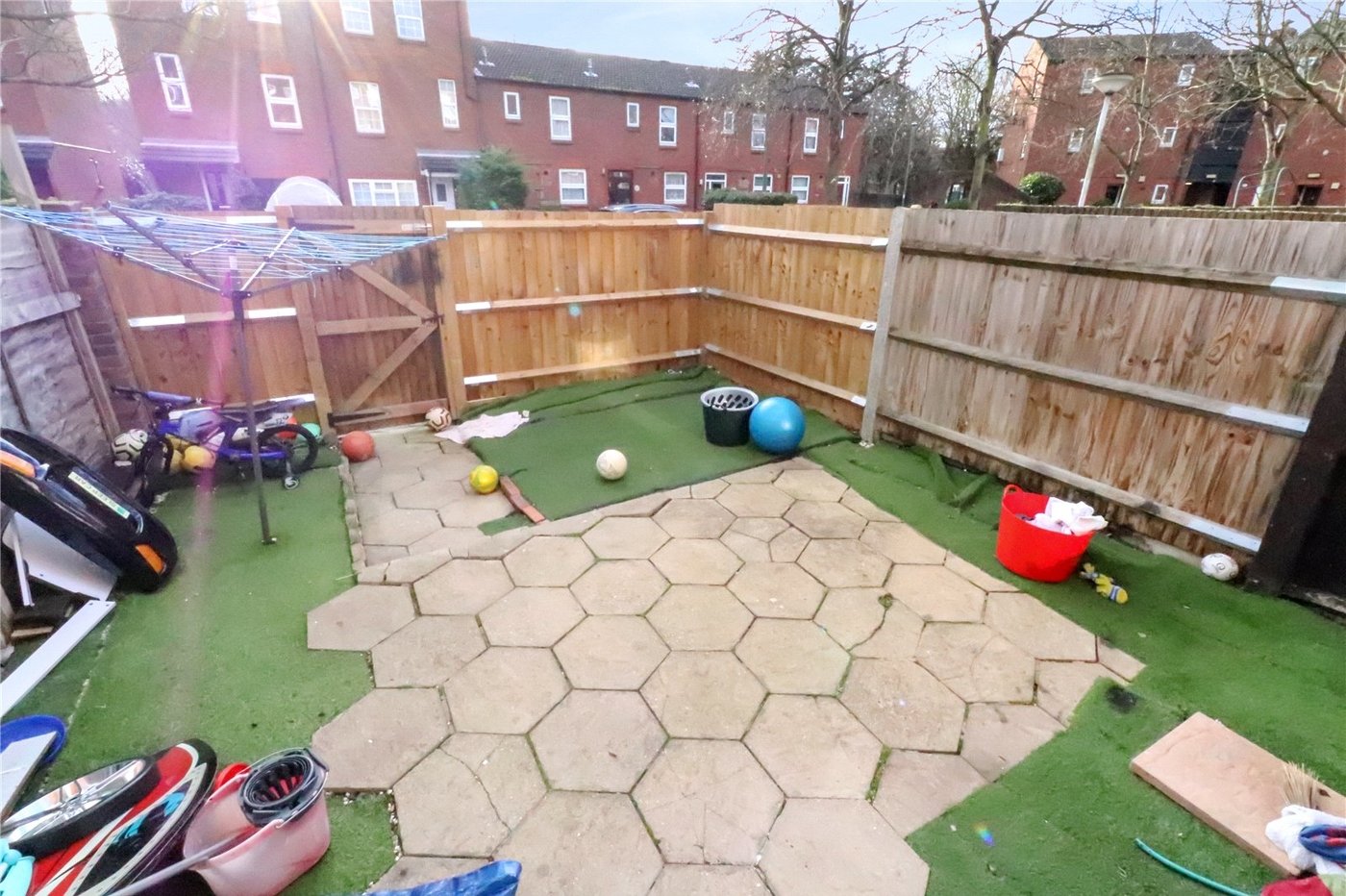 3 bedroom property for sale in Erith | Robinson Jackson