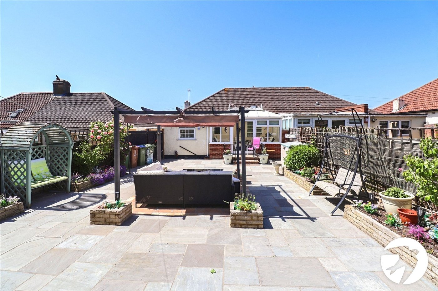 2 bedroom bungalow for sale in Bexleyheath | Robinson Jackson