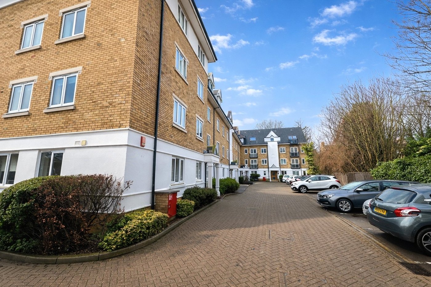 1 bedroom property for sale in London | Robinson Jackson