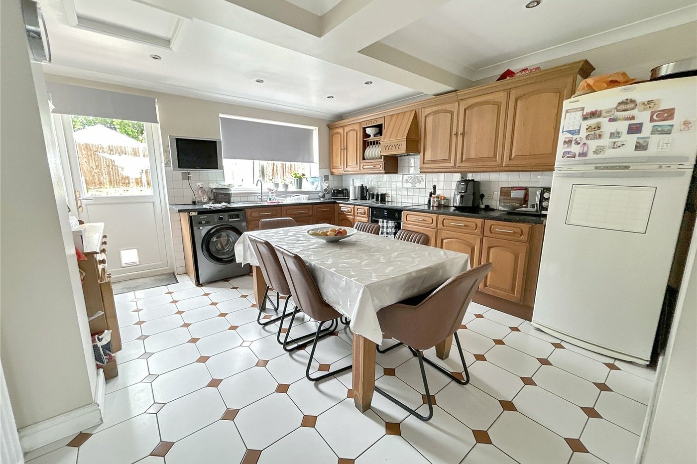 4 bedroom house for sale in Blackfen | Robinson Jackson