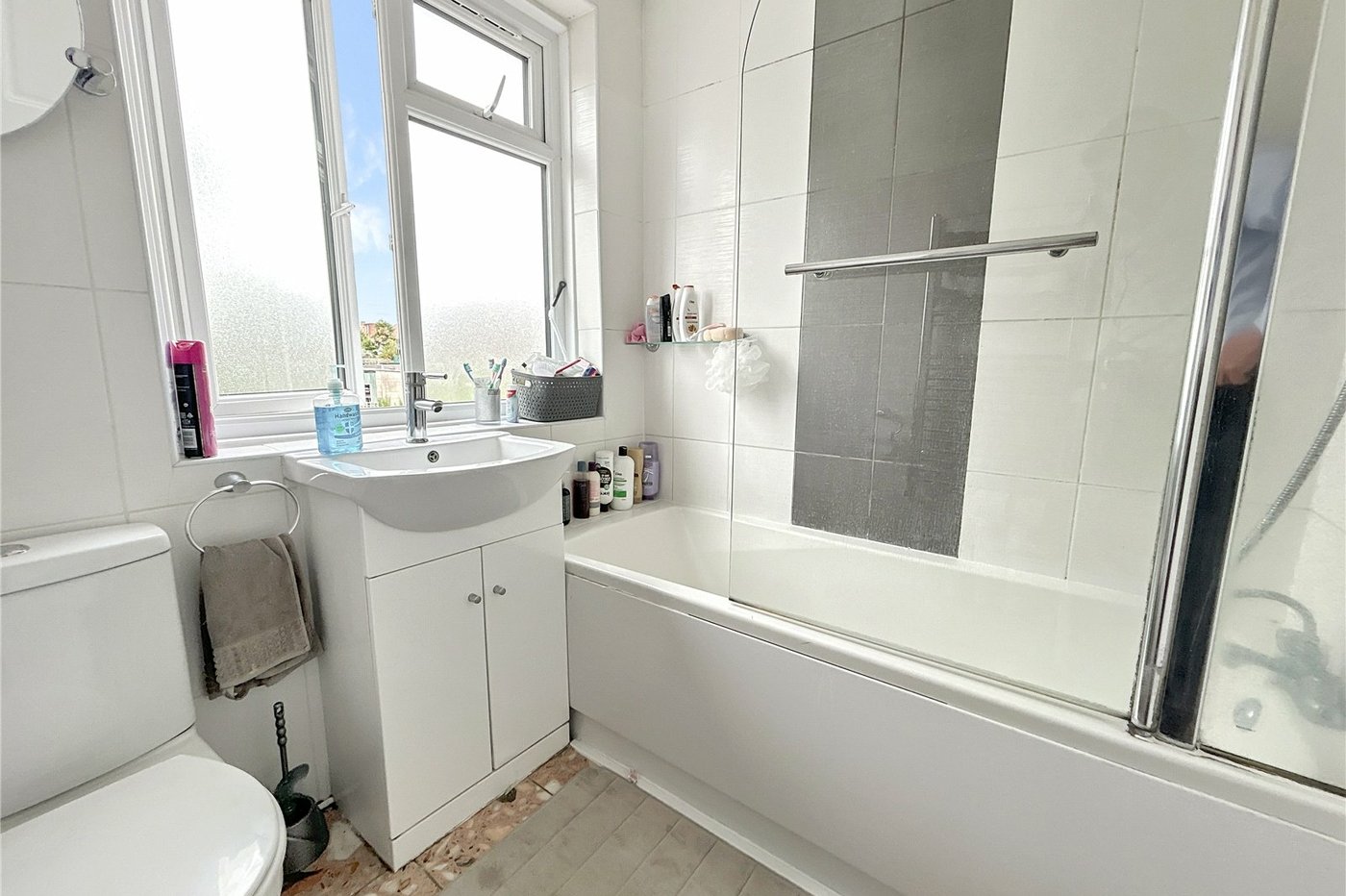 4 bedroom house for sale in Blackfen | Robinson Jackson