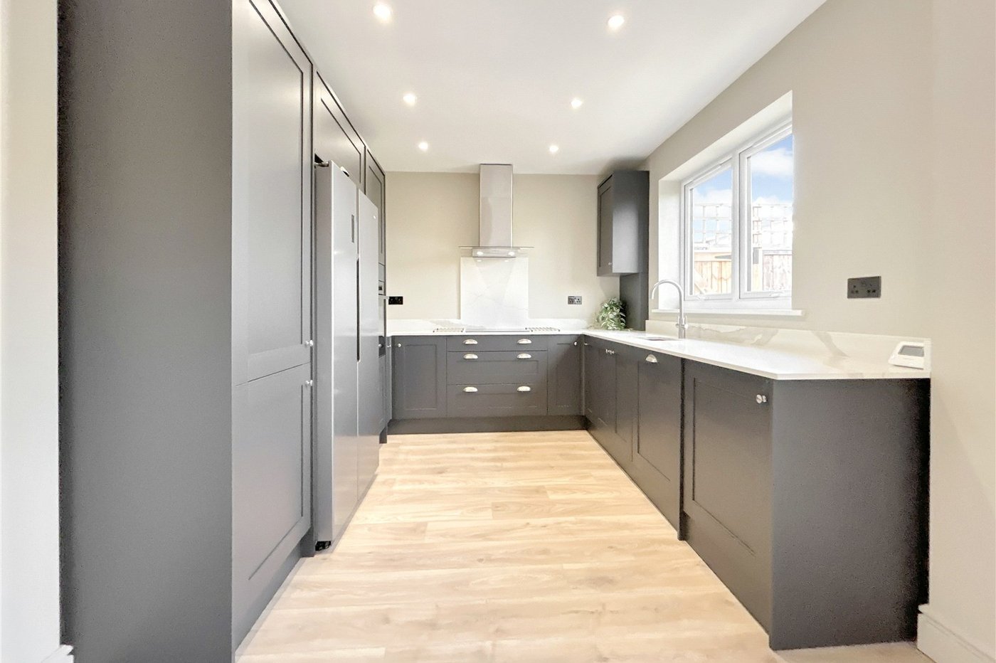 3 bedroom bungalow for sale in Sidcup | Robinson Jackson