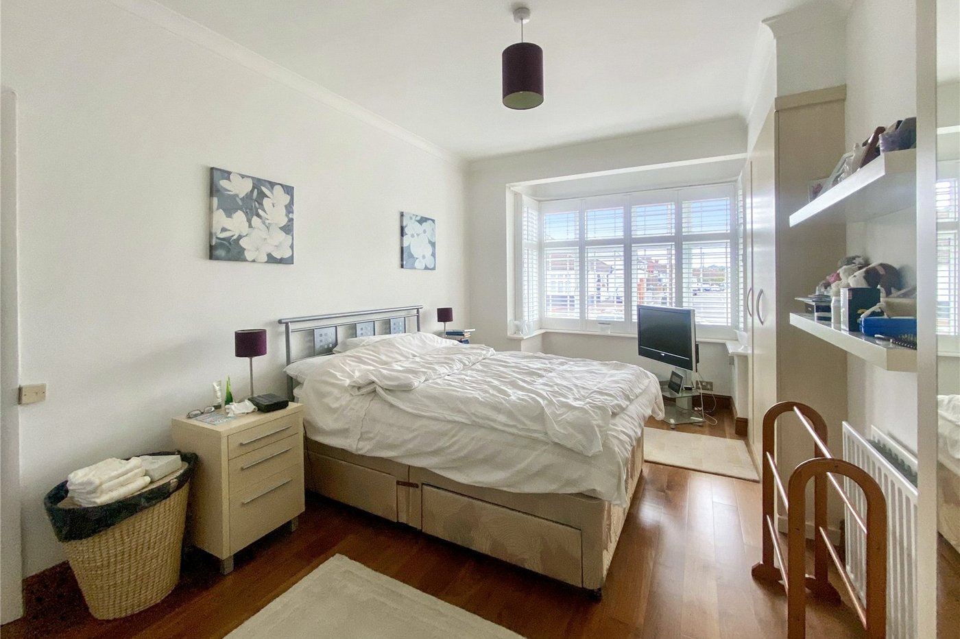 3 bedroom bungalow for sale in Sidcup | Robinson Jackson