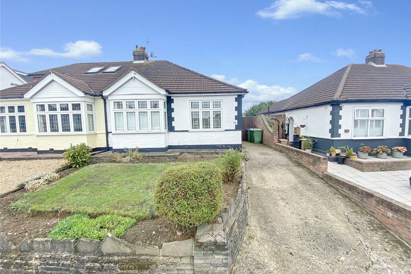 3 bedroom bungalow for sale in Sidcup | Robinson Jackson