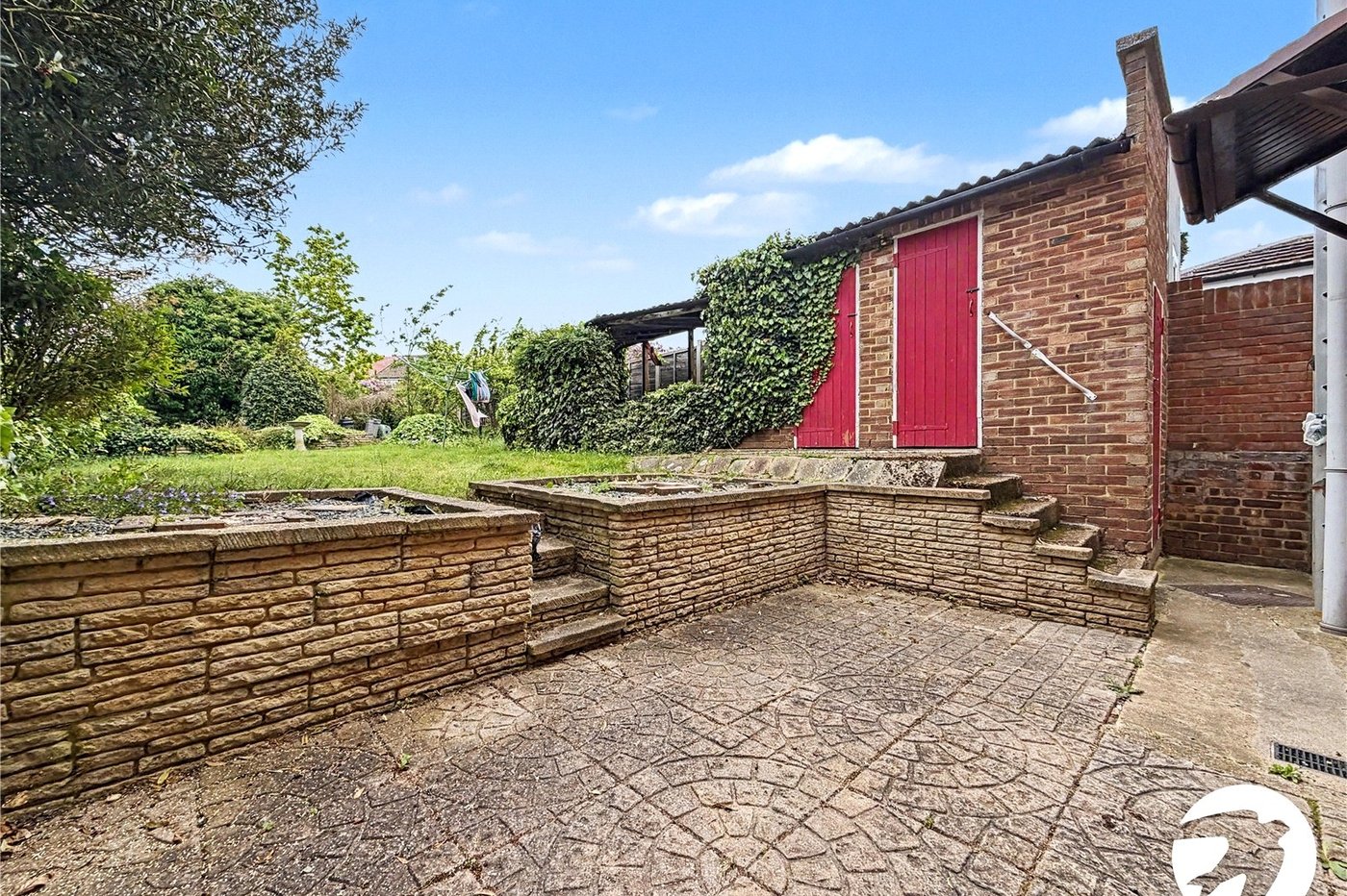 3 bedroom house for sale in Rochester | Robinson Michael & Jackson