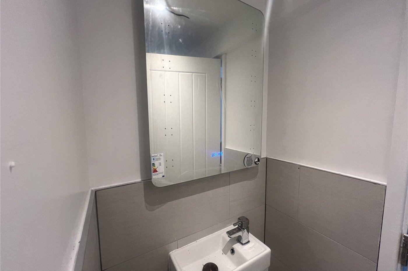 2 bedroom house for sale in Plumstead Common | Robinson Jackson