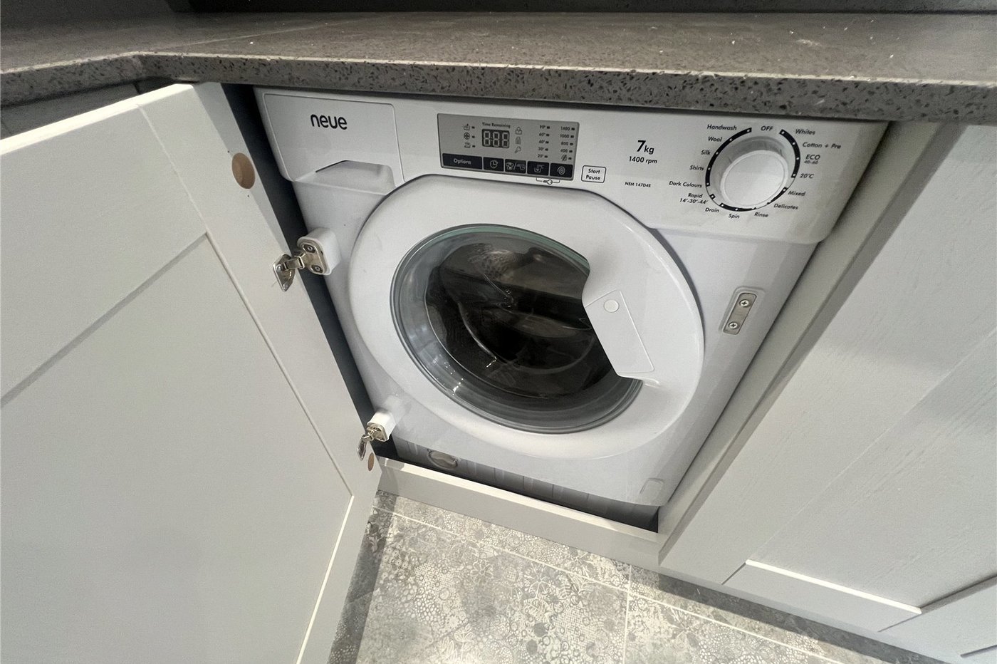 2 bedroom house for sale in Plumstead Common | Robinson Jackson