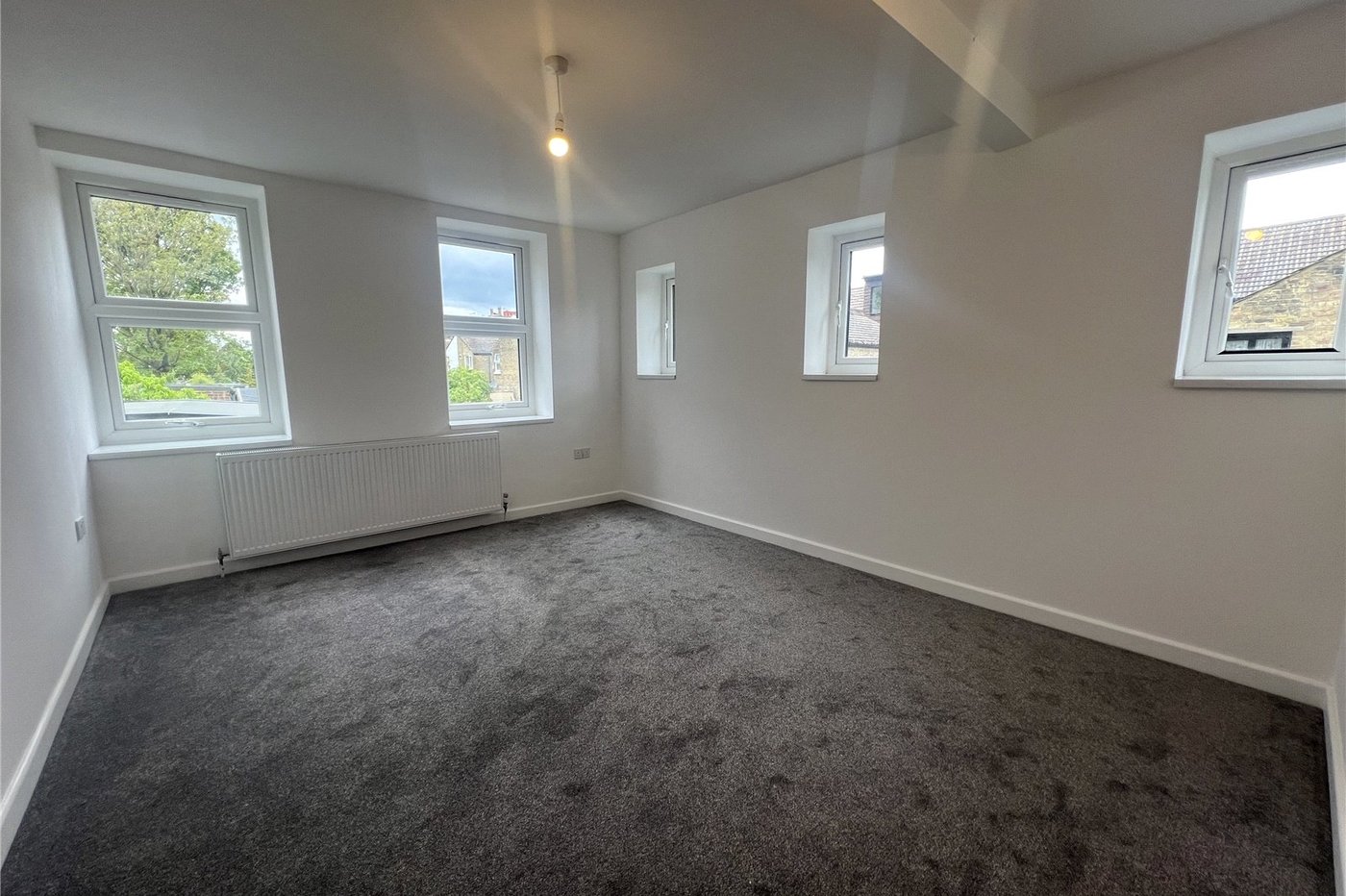 2 bedroom house for sale in Plumstead Common | Robinson Jackson