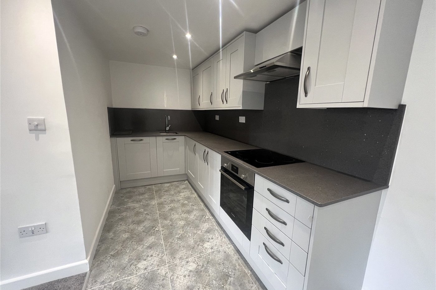 2 bedroom house for sale in Plumstead Common | Robinson Jackson