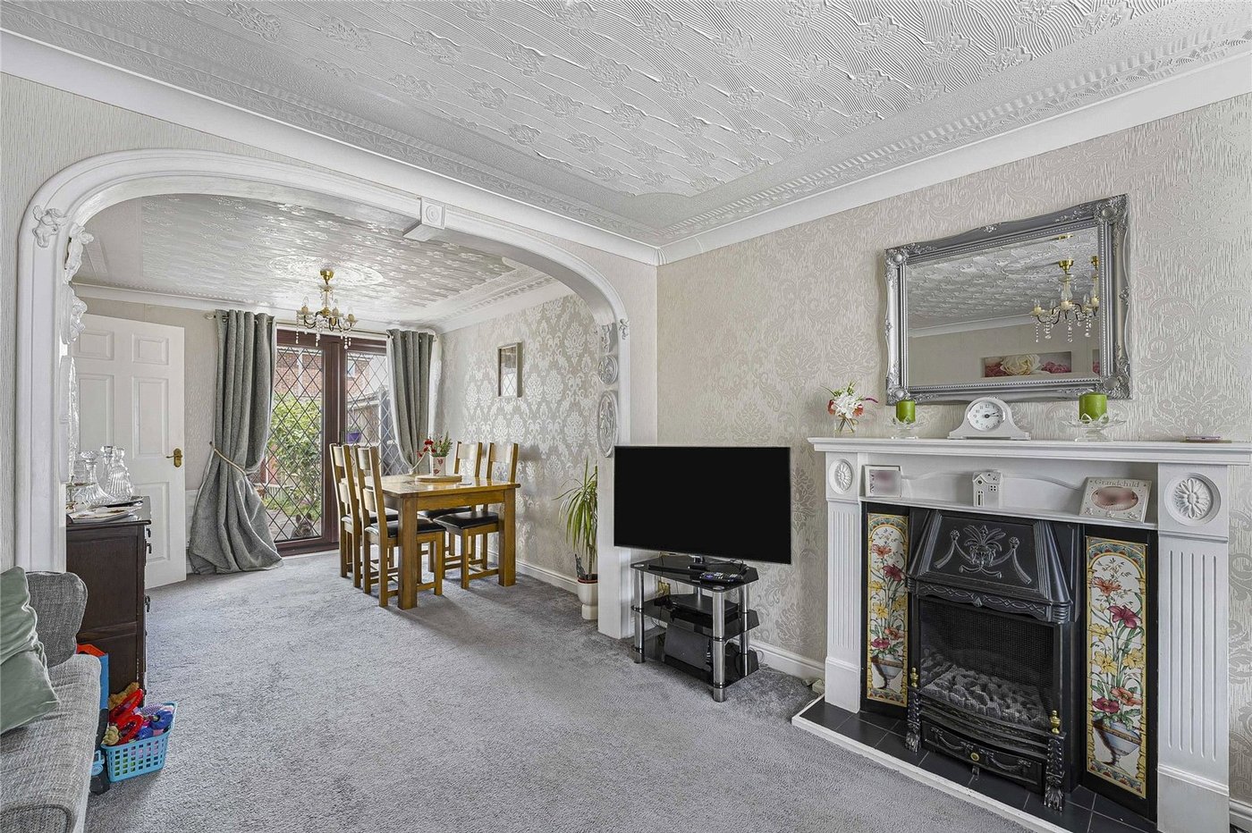 3 bedroom house for sale in Swanscombe | Robinson Jackson