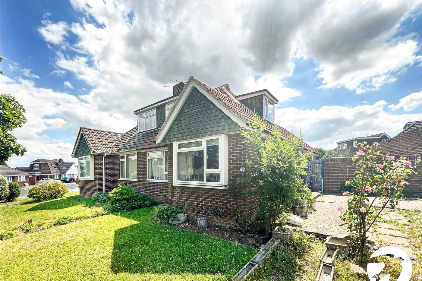 3 bedroom bungalow for sale in Maidstone | Robinson Michael & Jackson