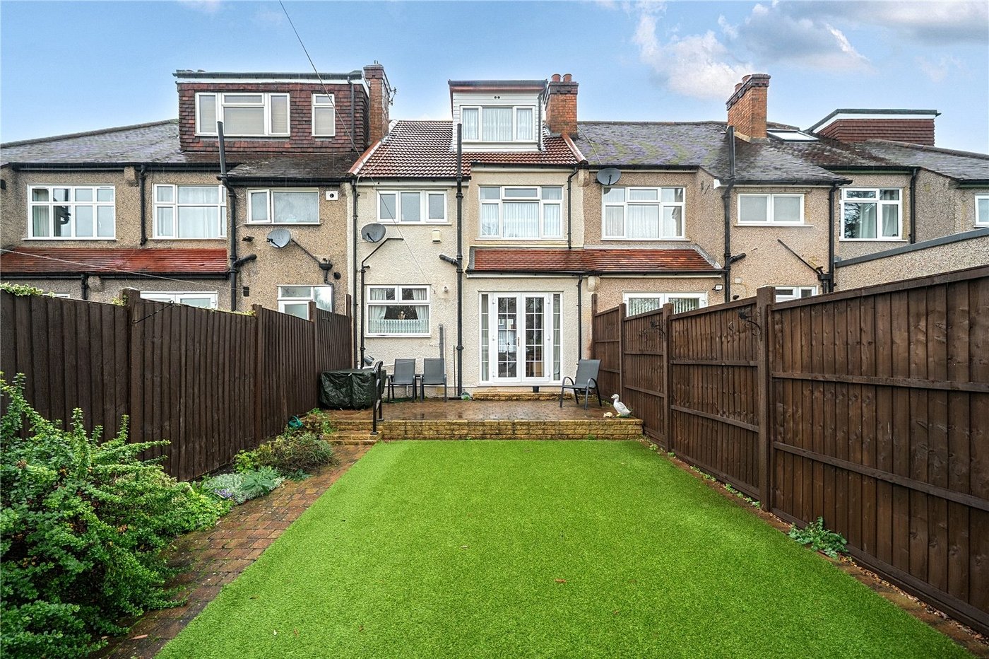 4 bedroom house for sale in London | Robinson Jackson