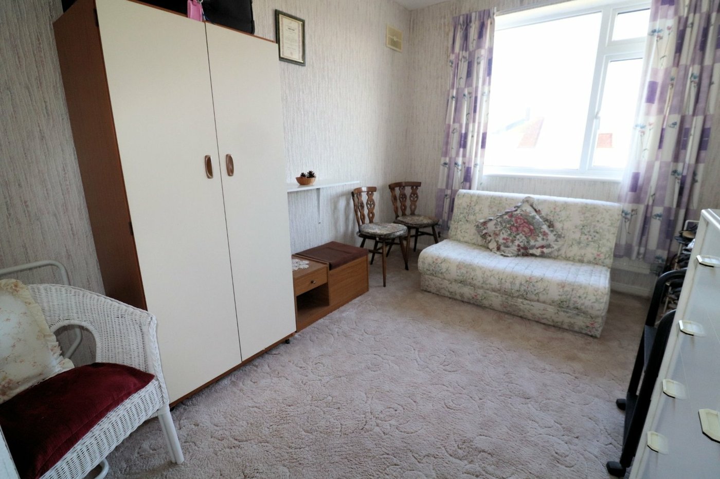 3 bedroom house for sale in Erith | Robinson Jackson