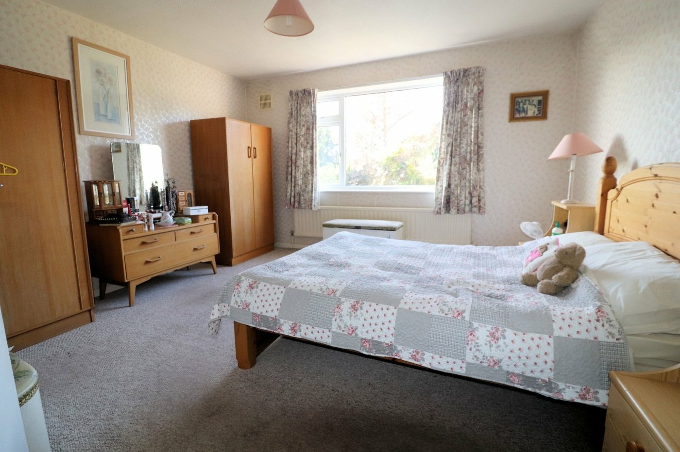 3 bedroom house for sale in Erith | Robinson Jackson