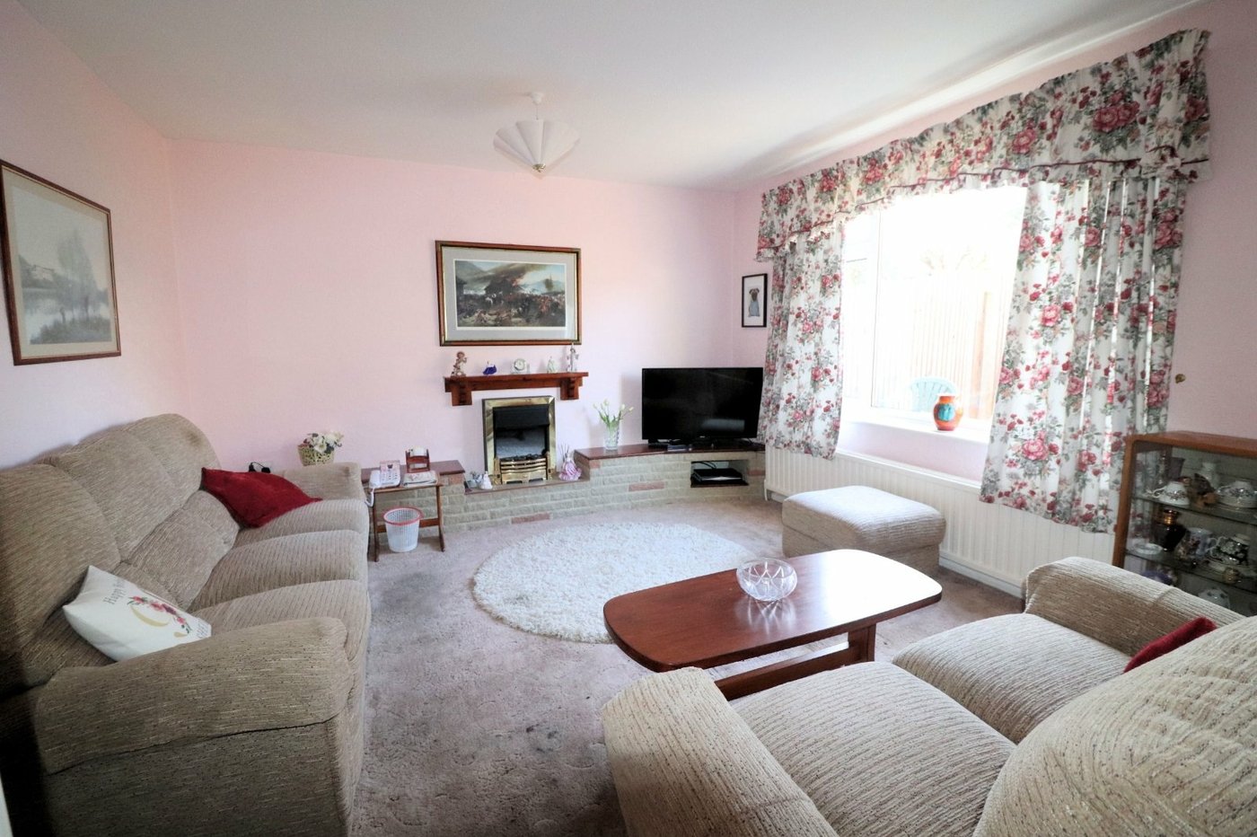 3 bedroom house for sale in Erith | Robinson Jackson