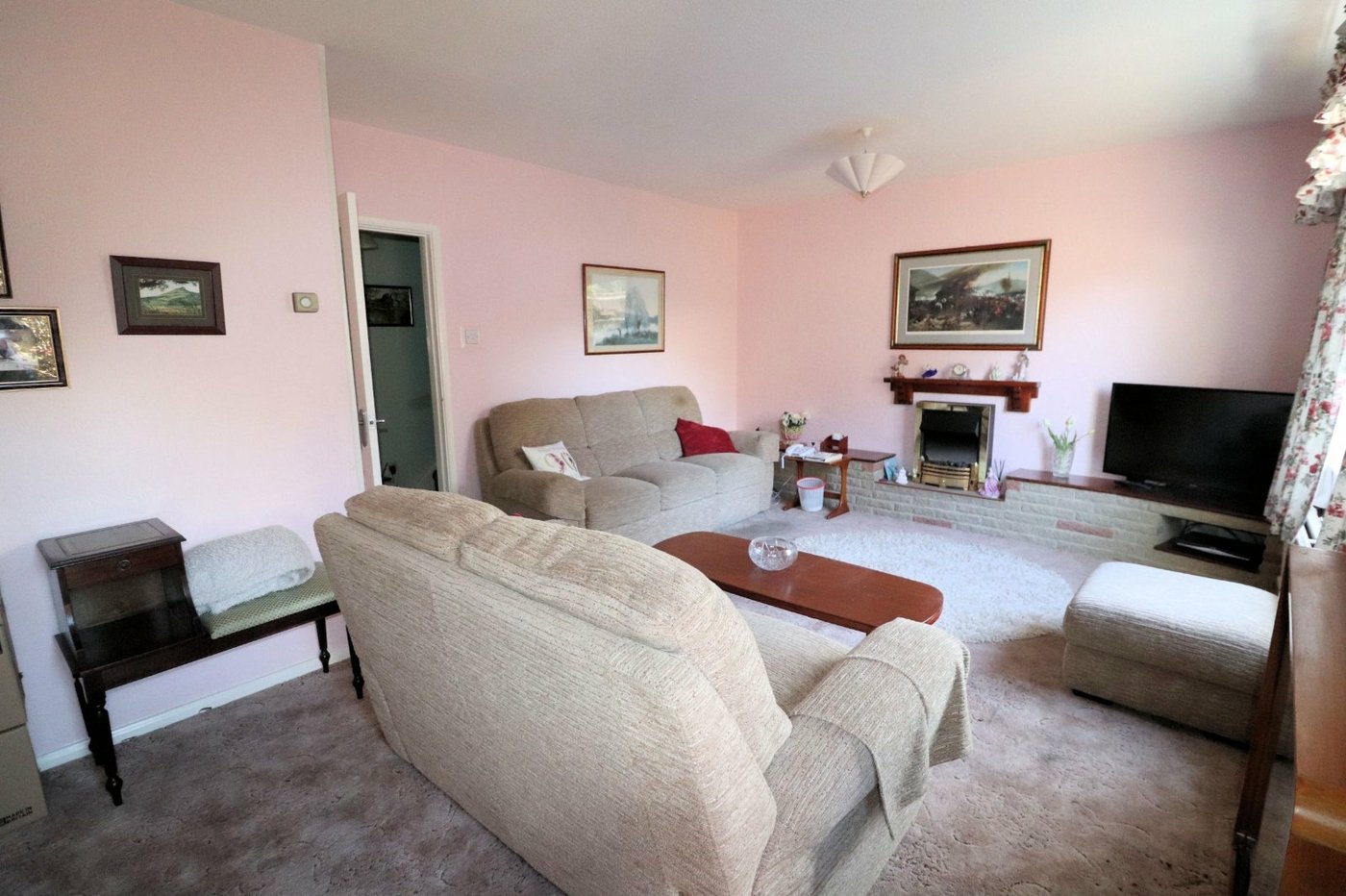 3 bedroom house for sale in Erith | Robinson Jackson