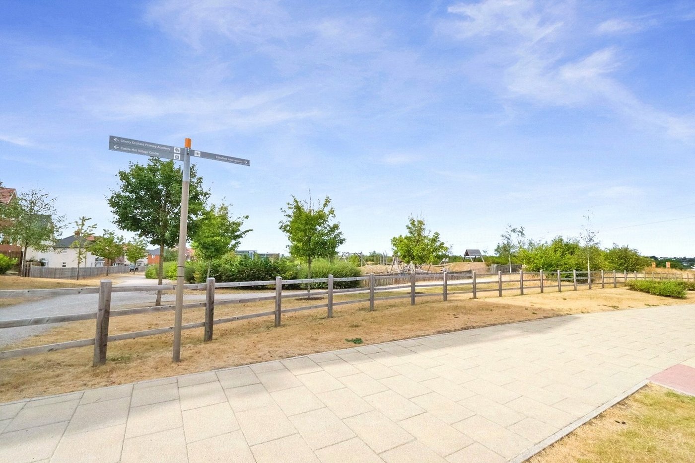 1 bedroom property for sale in Castle Hill | Robinson Jackson