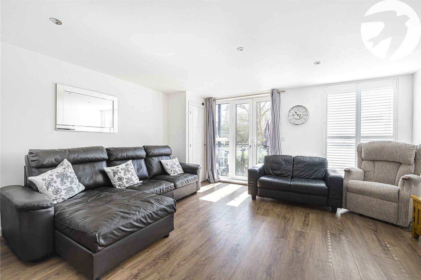1 bedroom property for sale in Castle Hill | Robinson Jackson