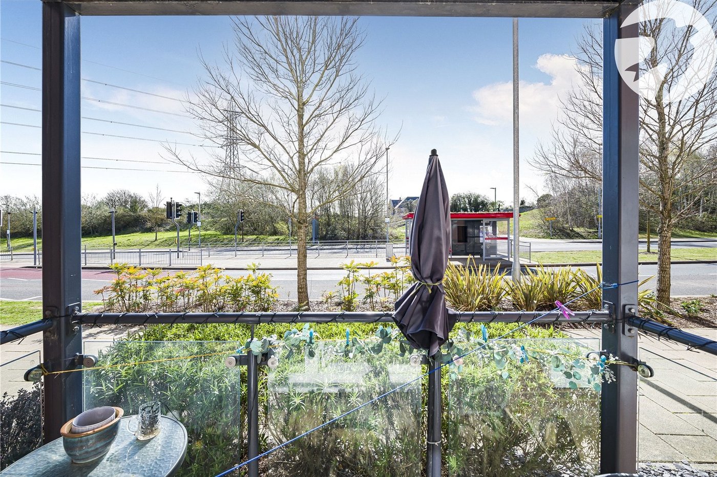 1 bedroom property for sale in Castle Hill | Robinson Jackson