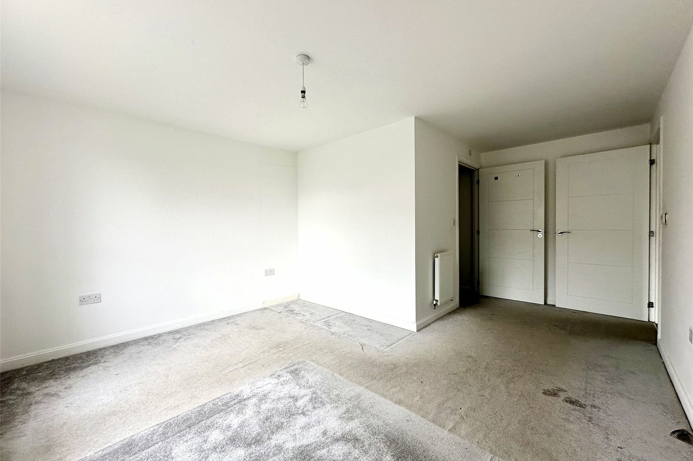 2 bedroom property for sale in Castle Hill | Robinson Jackson