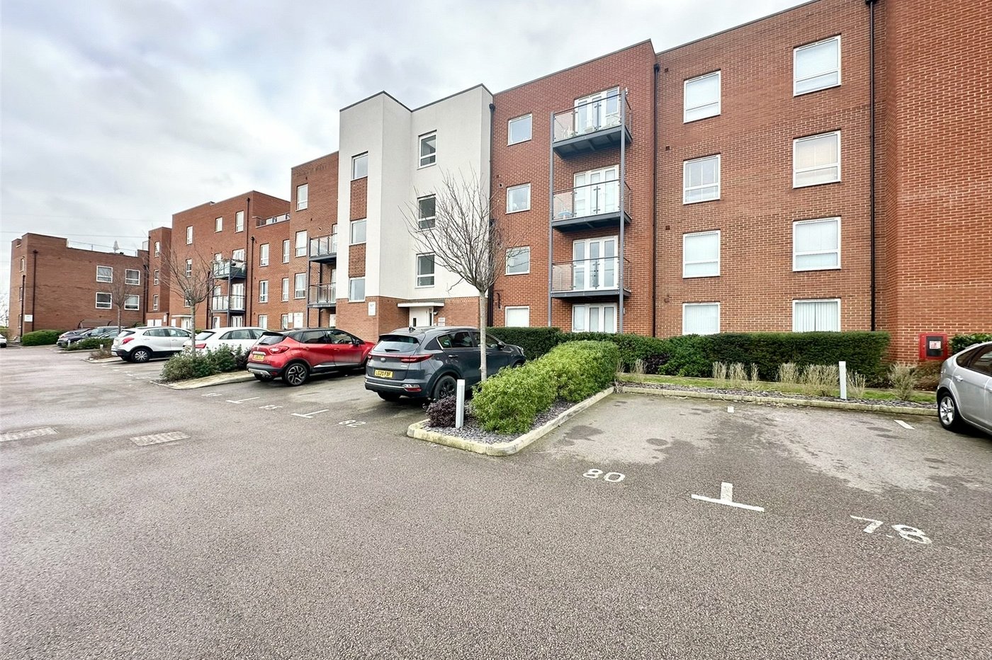 2 bedroom property for sale in Castle Hill | Robinson Jackson