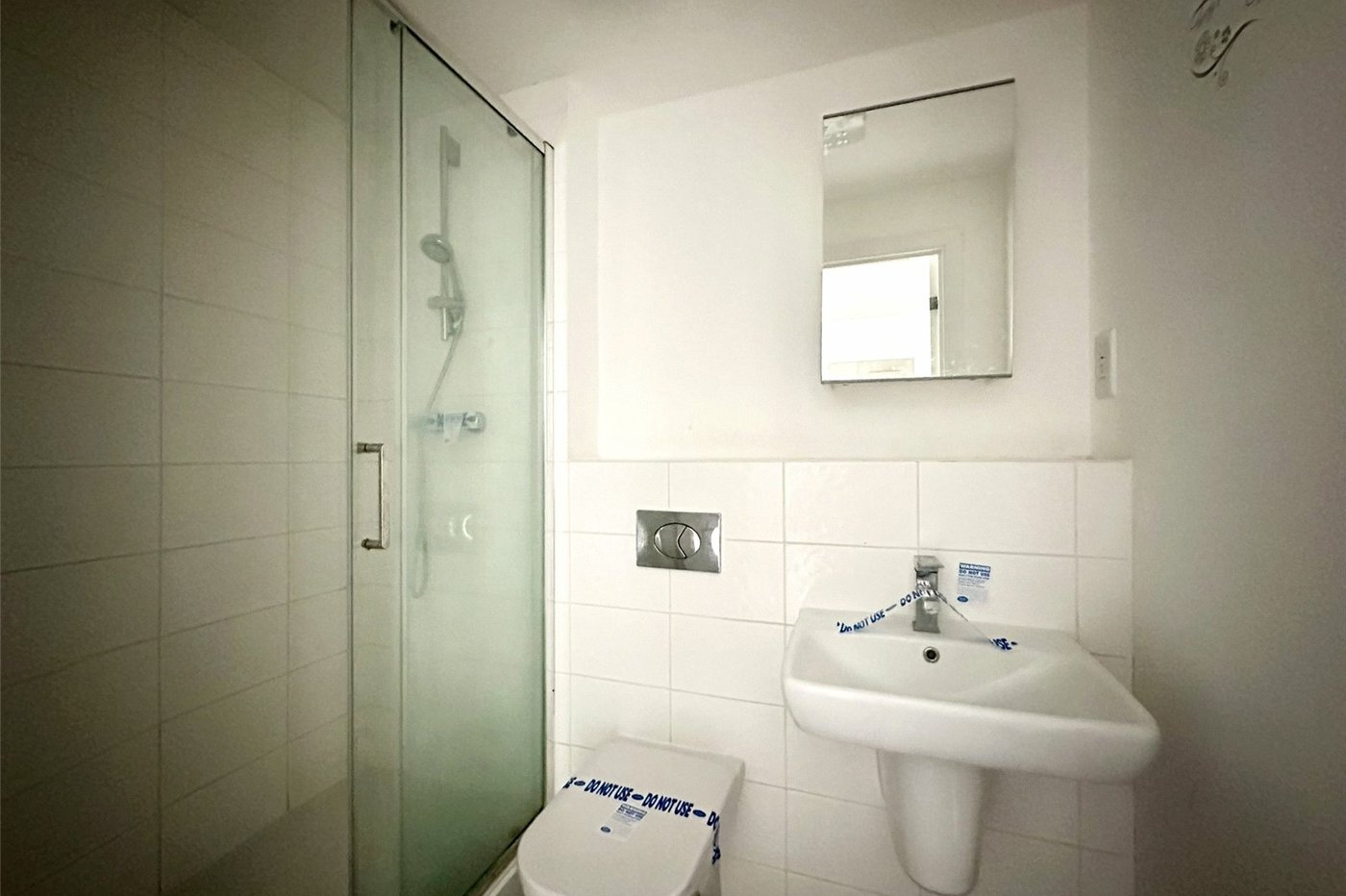 2 bedroom property for sale in Castle Hill | Robinson Jackson