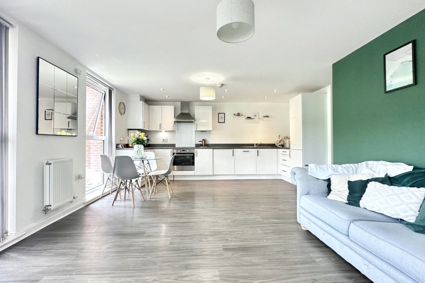 2 bedroom property for sale in Castle Hill | Robinson Jackson