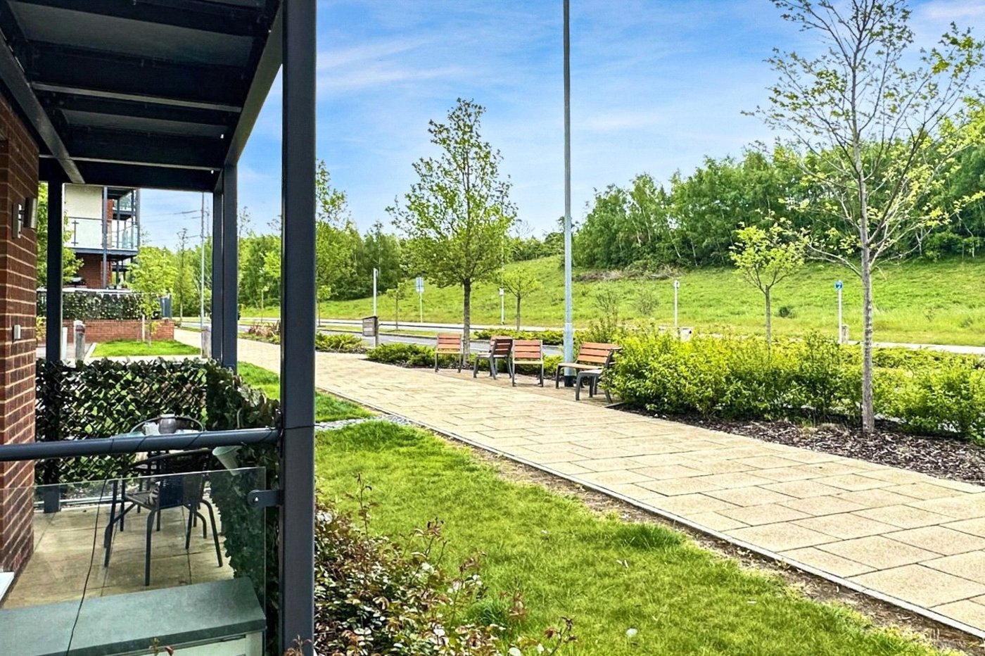 2 bedroom property for sale in Castle Hill | Robinson Jackson