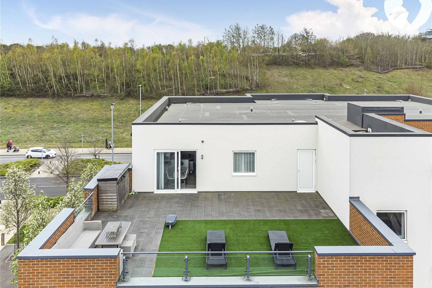 2 bedroom property for sale in Castle Hill | Robinson Jackson